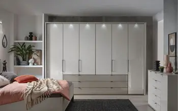 Kleiderschrank Header